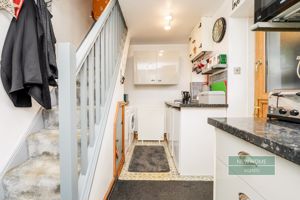 Photo 17- click for photo gallery